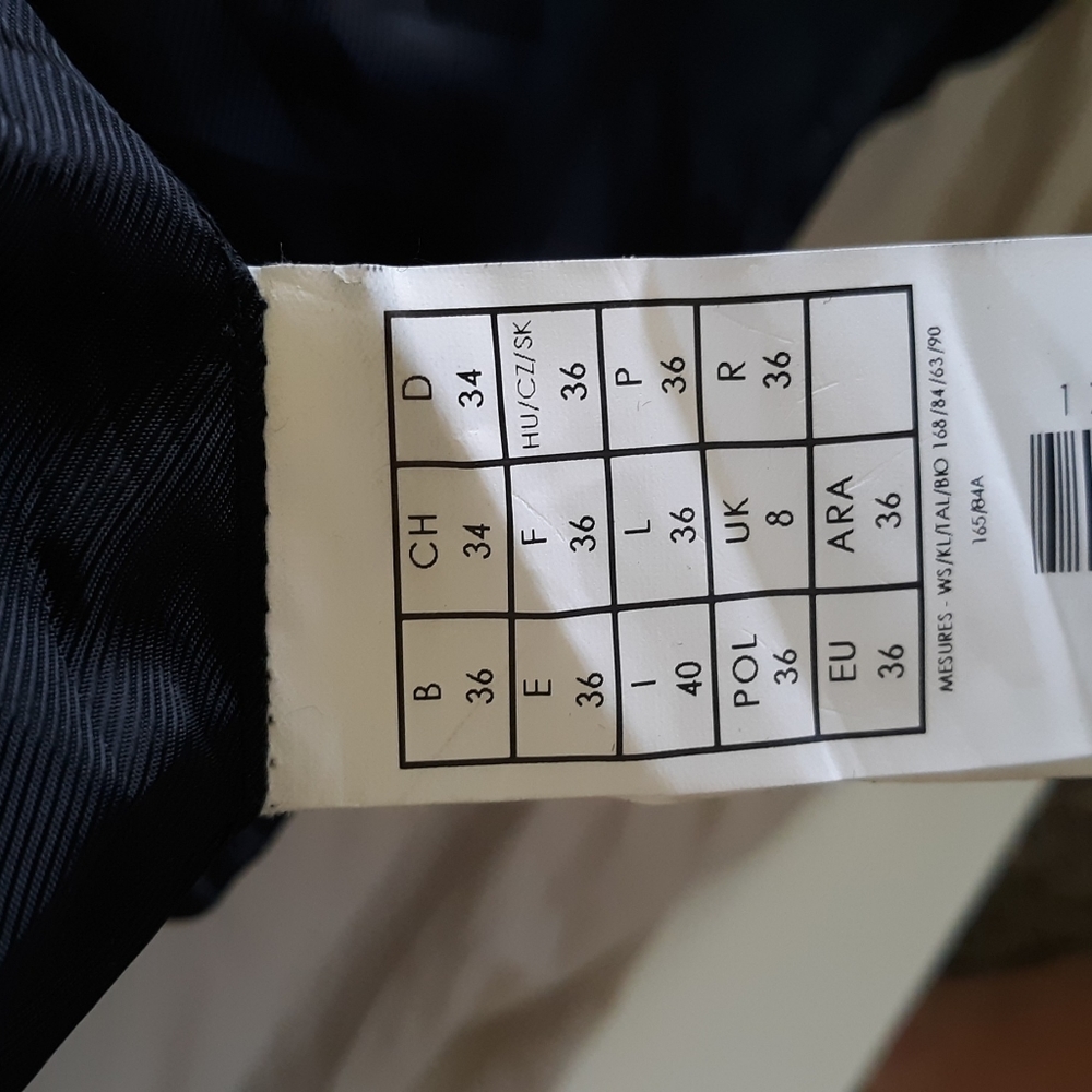 Coat - Picture 4 of 9